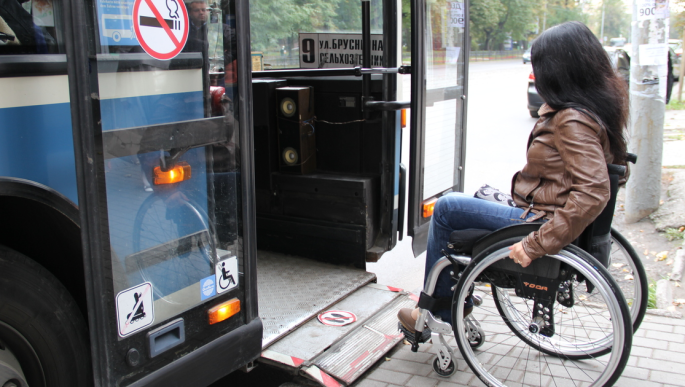 Инвалидов 1 группы не оплативших проезд запретят высаживать из городского транспорта